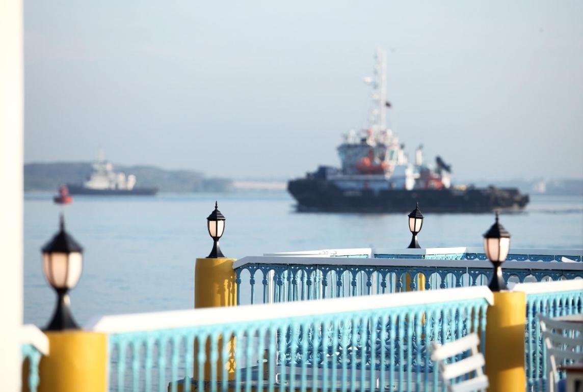 Bloom Boutique Waterfront Fort Коччи Экстерьер фото